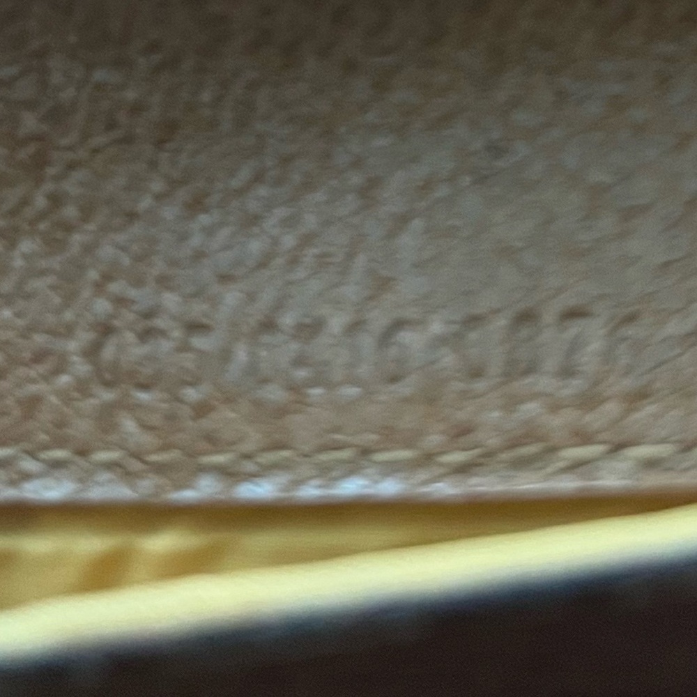 Authentic Gucci Horsebit Vintage Leather Trifold Wallet - Picture 5 of 10